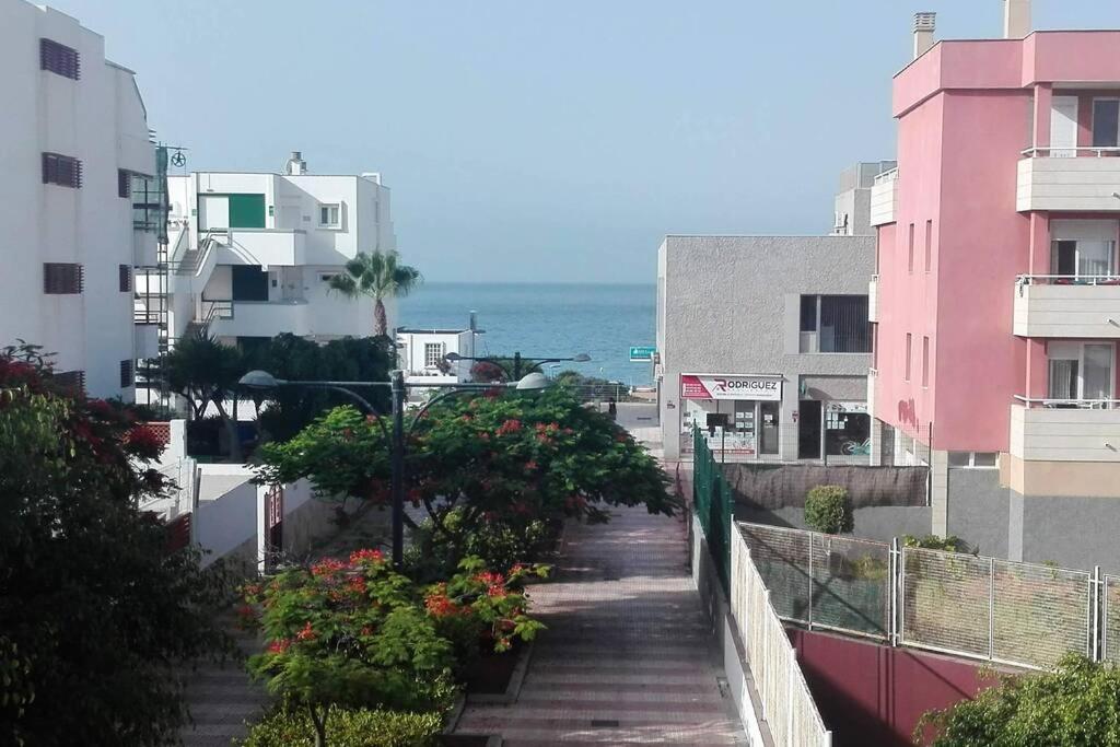 Apartment Near The Beach Playa de las Americas  Exterior photo