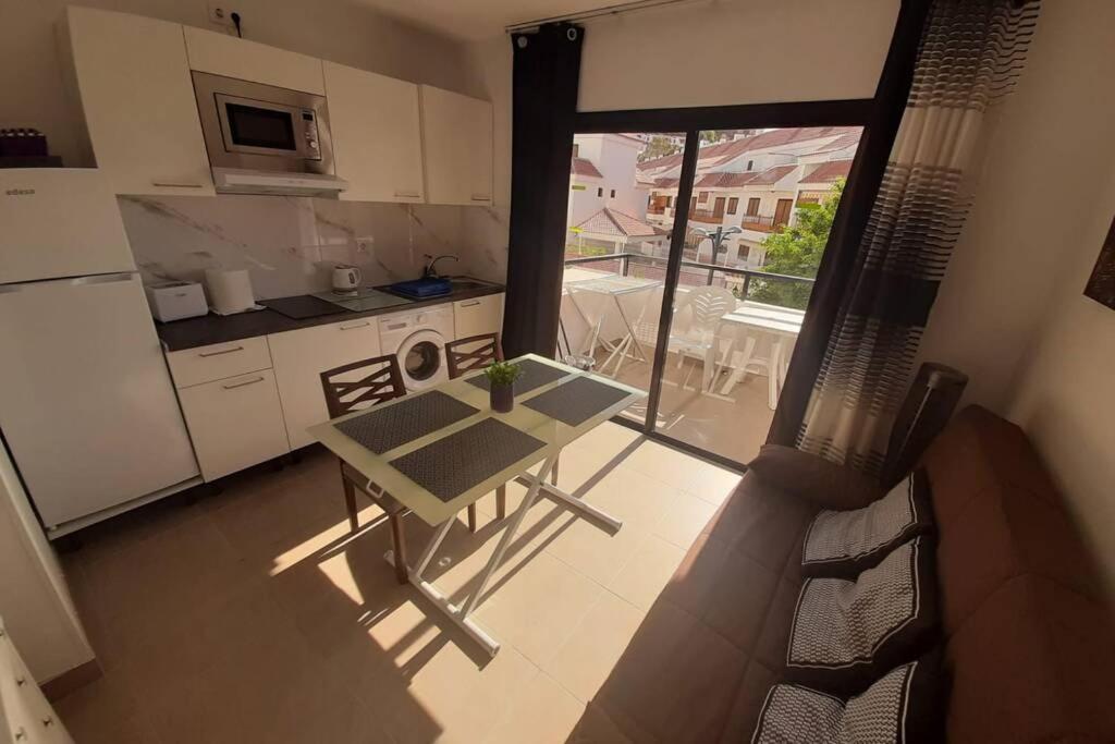Apartment Near The Beach Playa de las Americas  Exterior photo